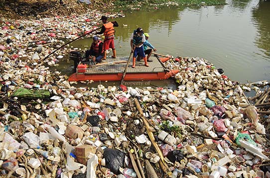 Makna dari Bijak Menggunakan Plastik Sekali Pakai